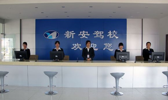 大學(xué)生寒假學(xué)車忙,駕考要做到心里有數(shù)!